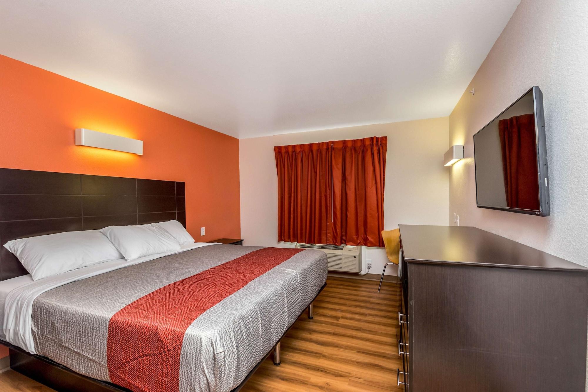 Motel 6 皮奥里亚 外观 照片