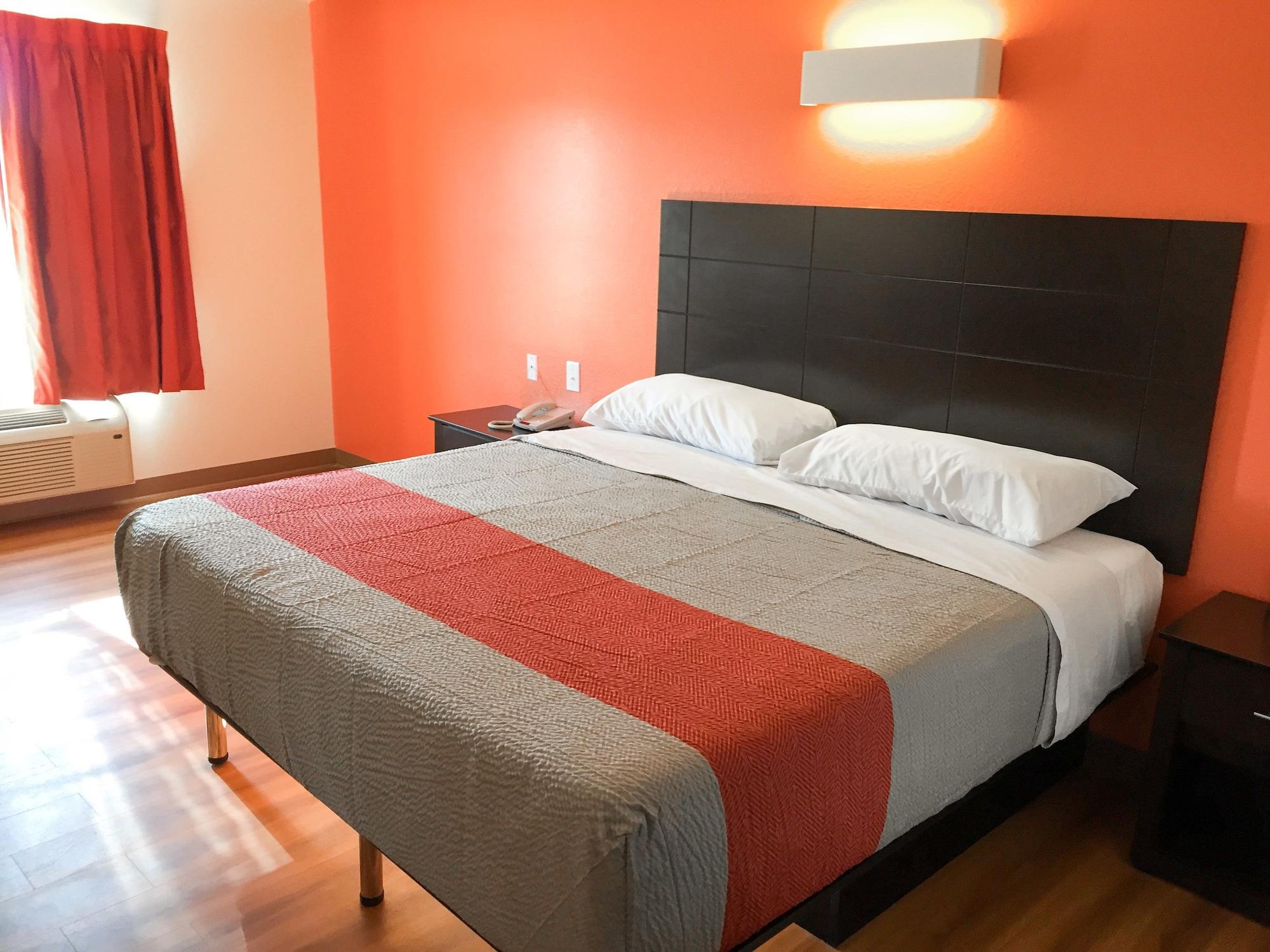 Motel 6 皮奥里亚 外观 照片