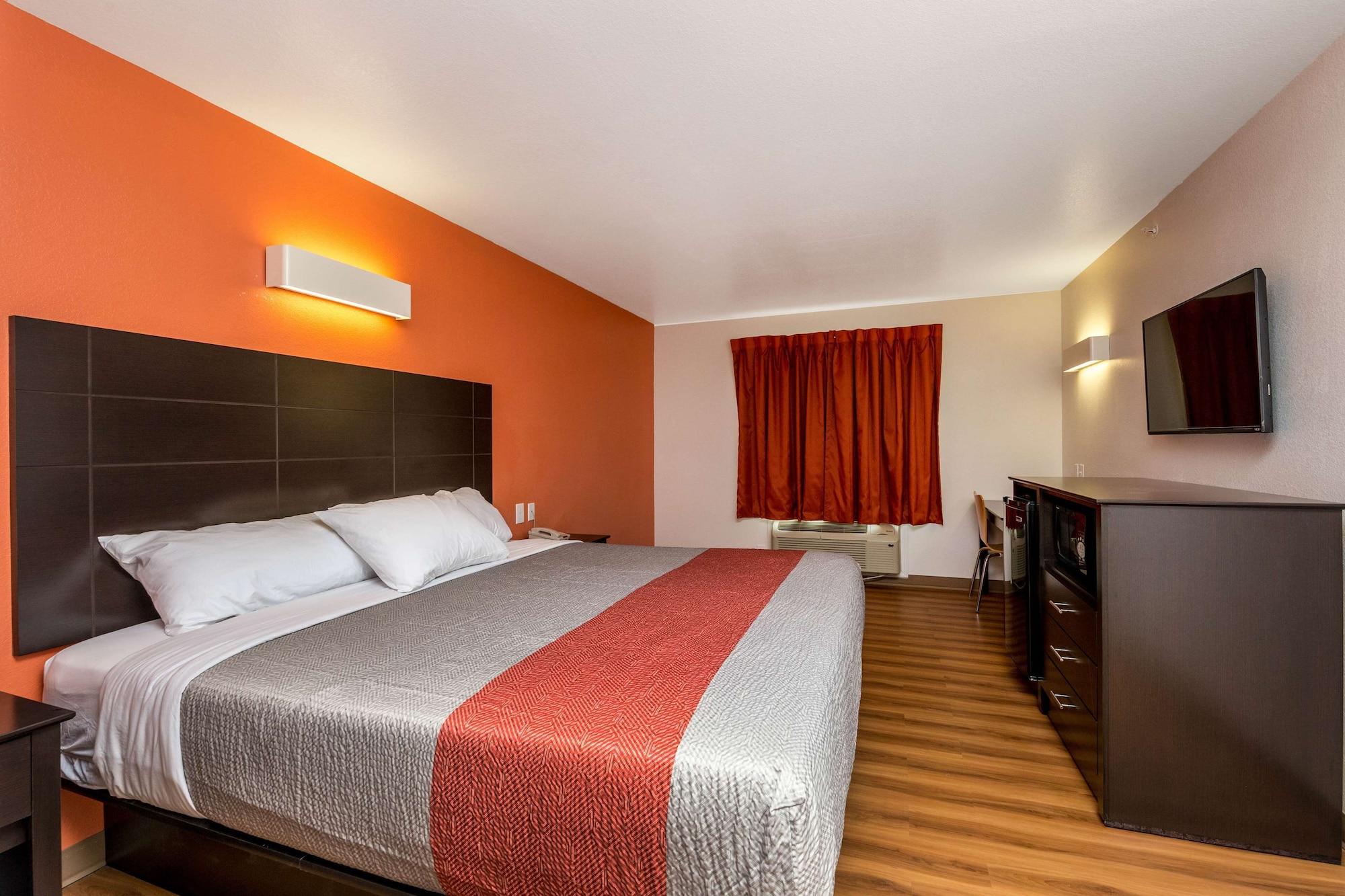 Motel 6 皮奥里亚 外观 照片