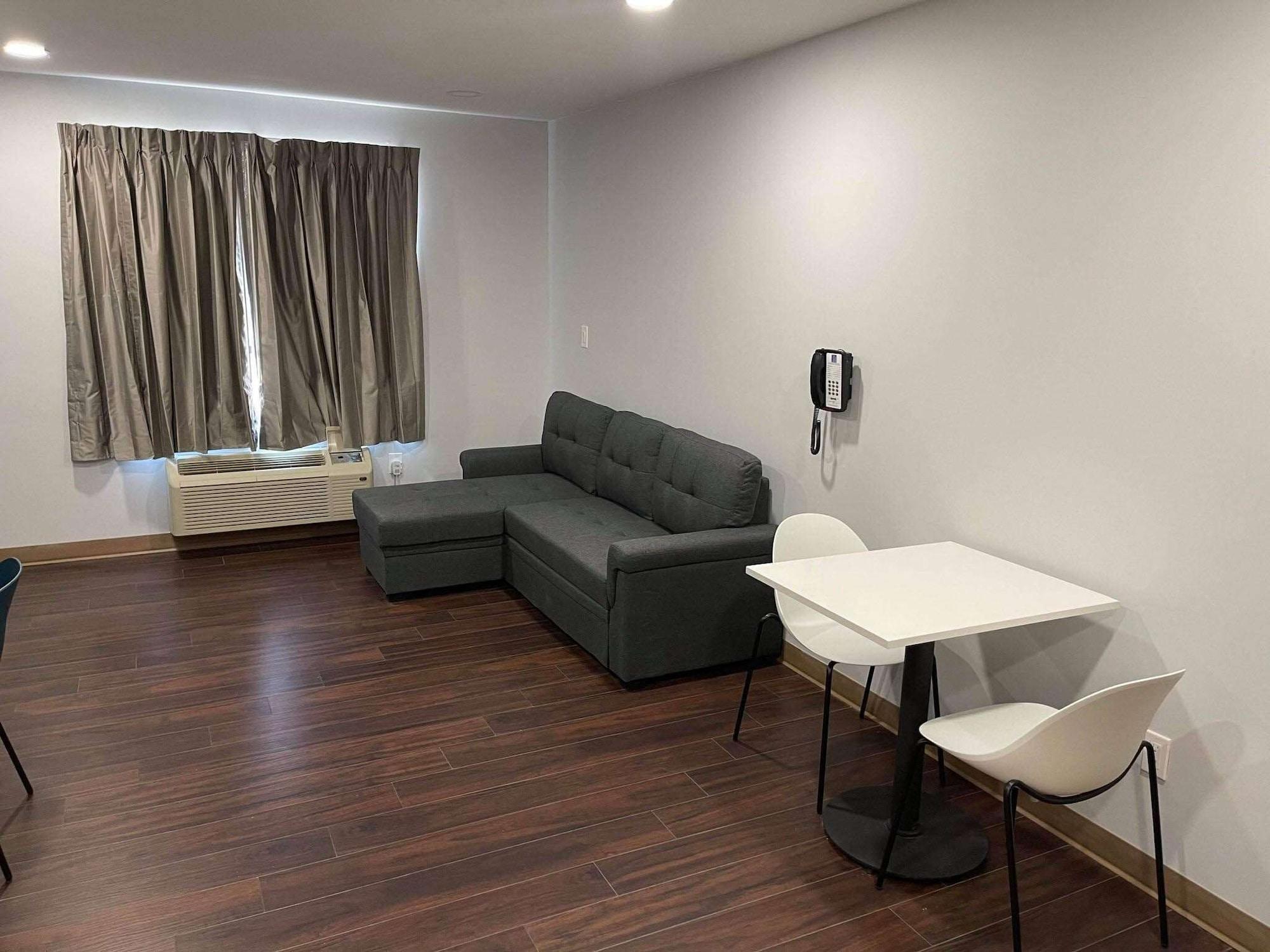Motel 6 皮奥里亚 外观 照片