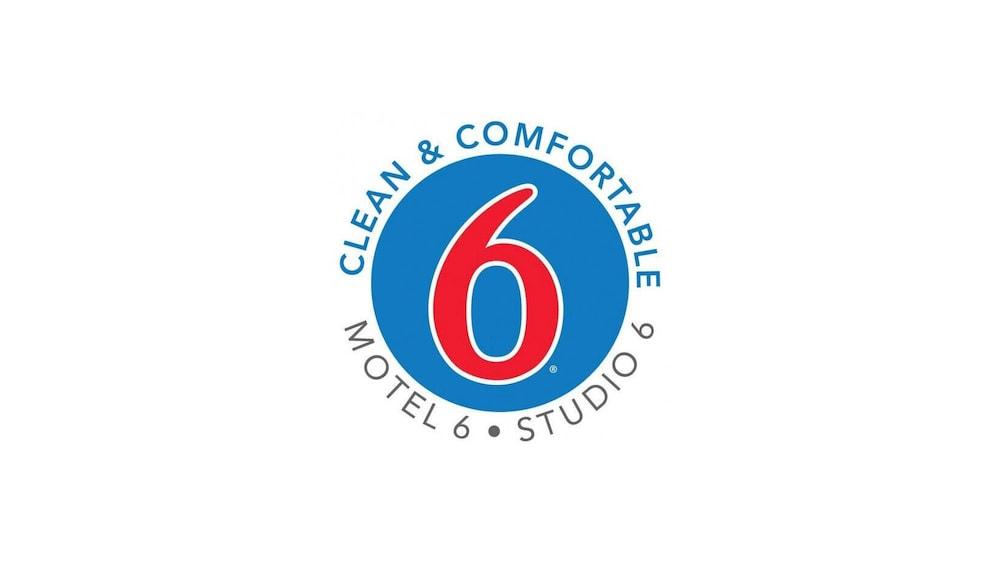 Motel 6 皮奥里亚 外观 照片