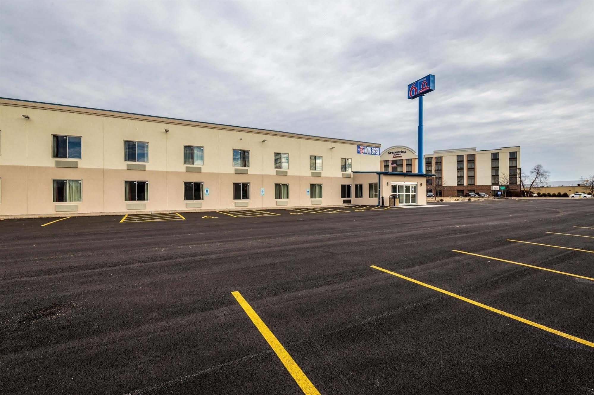 Motel 6 皮奥里亚 外观 照片